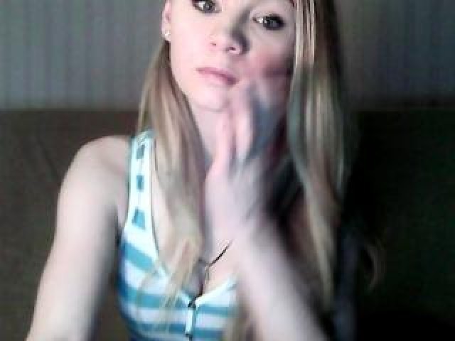 Kristin Webcam Online Porn Gray Eyes Shaved Model Blonde Tits