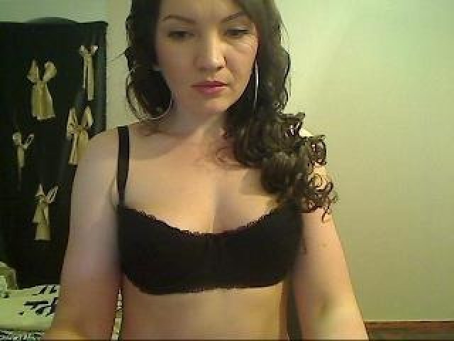 22276-karinafox-brown-eyes-webcam-model-pussy-tits-babe-brunette-webcam