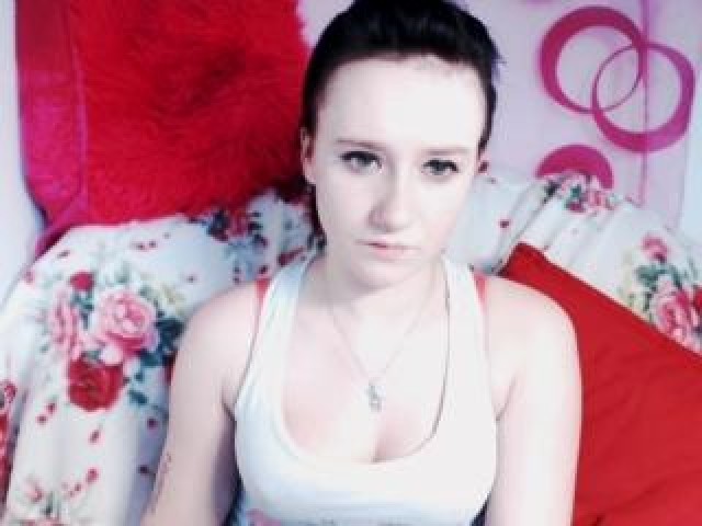 22450-lisamouse-blue-eyes-hot-female-caucasian-webcam-model-pussy-webcam