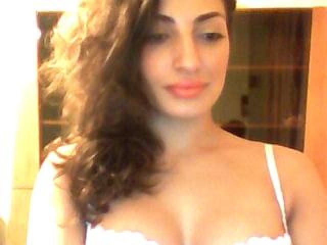 Misslatina23 Middle Eastern Pussy Green Eyes Medium Tits Webcam Model
