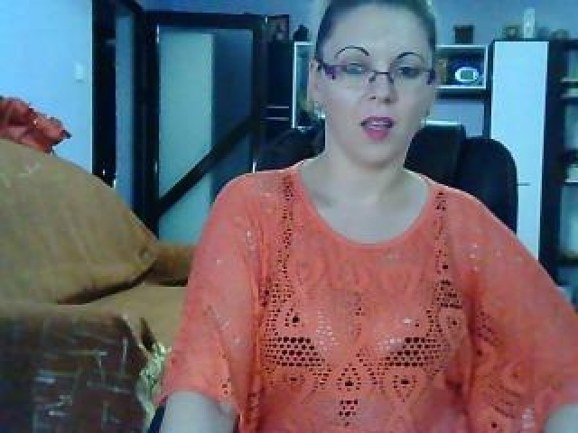 26545-aylinna2-babe-shaved-pussy-tits-webcam-model-caucasian-blonde-webcam