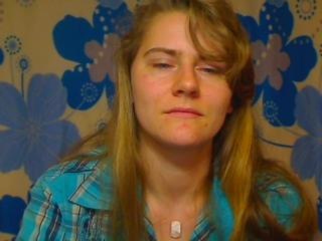 27313-tiffanysweet-caucasian-blue-eyes-webcam-model-pussy-horny-female-webcam