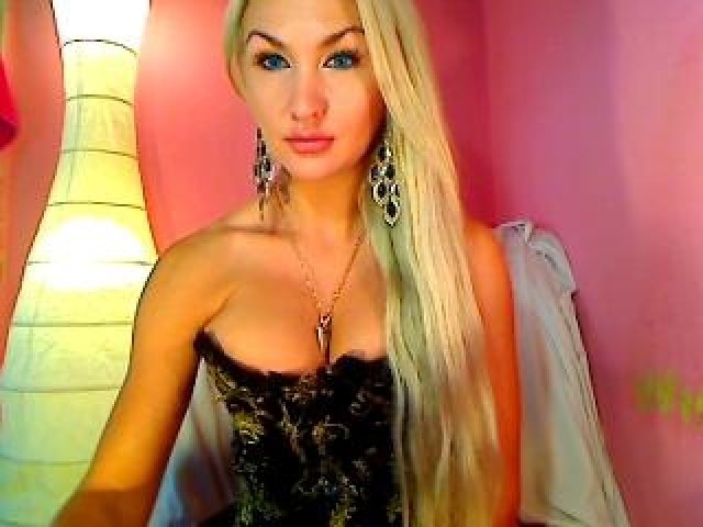 32288-sindiana-tits-caucasian-babe-blonde-straight-webcam-model-female