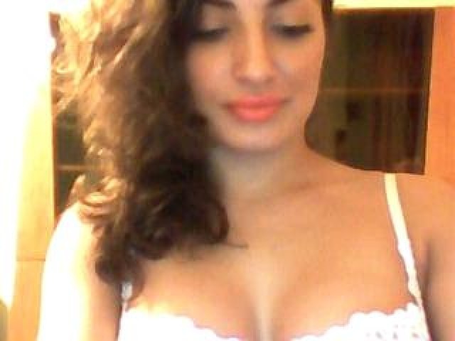 Misslatina23 Pussy Brunette Green Eyes Webcam Babe Female Middle Eastern