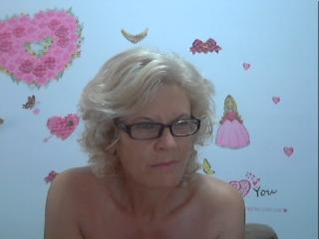 42200-wildmaryanne-straight-female-webcam-male-caucasian-blonde-shaved-pussy