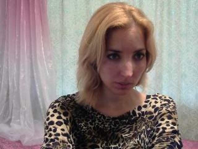 42708-mariska-kiska-webcam-female-pussy-trimmed-pussy-small-tits-babe