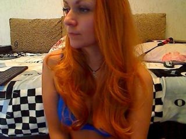 44706-belka-female-webcam-model-medium-tits-babe-blue-eyes-shaved-pussy
