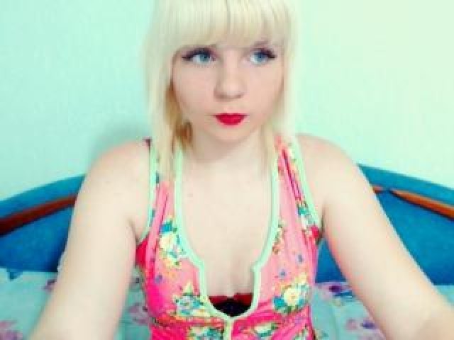 46762-luziana-babe-female-blonde-middle-eastern-blue-eyes-webcam-model