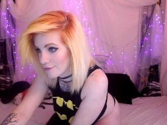 55372-alicefox-pussy-webcam-redhead-babe-webcam-model-tits-caucasian