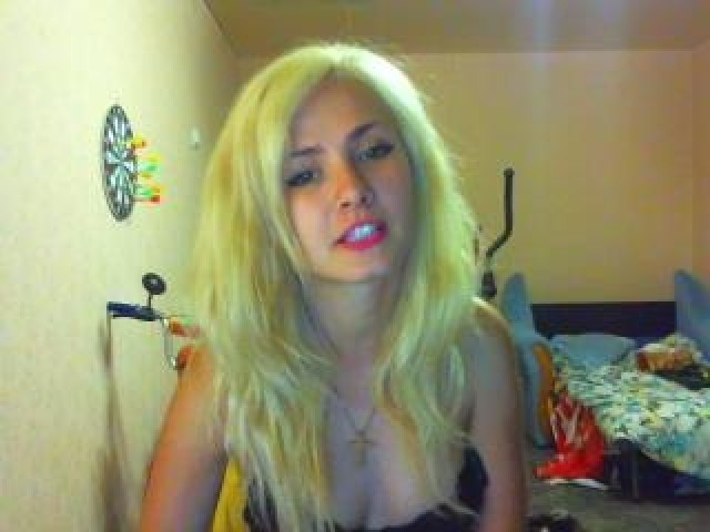 57411-lerochkakiss-female-brown-eyes-private-teen-blonde-webcam-shaved-pussy